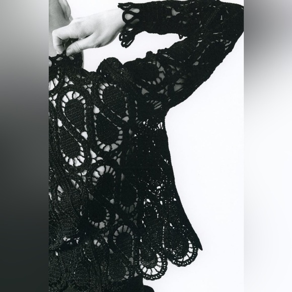 NWT H&M Edition Crochet-Look Top Size XS - Picture 3 of 6